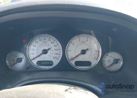 2006 Chrysler Town & Country Touring из США, поврежденный, VIN 2A8GP54L46R775677